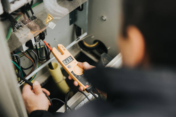 Best Circuit Breaker Repair  in Fairfield, TX